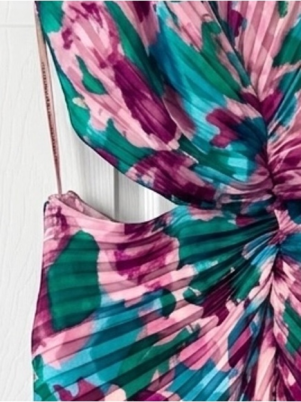 NWOT! Abercrombie One Shoulder Printed Dress With Side Slit/Ruching - Picture 4 of 8